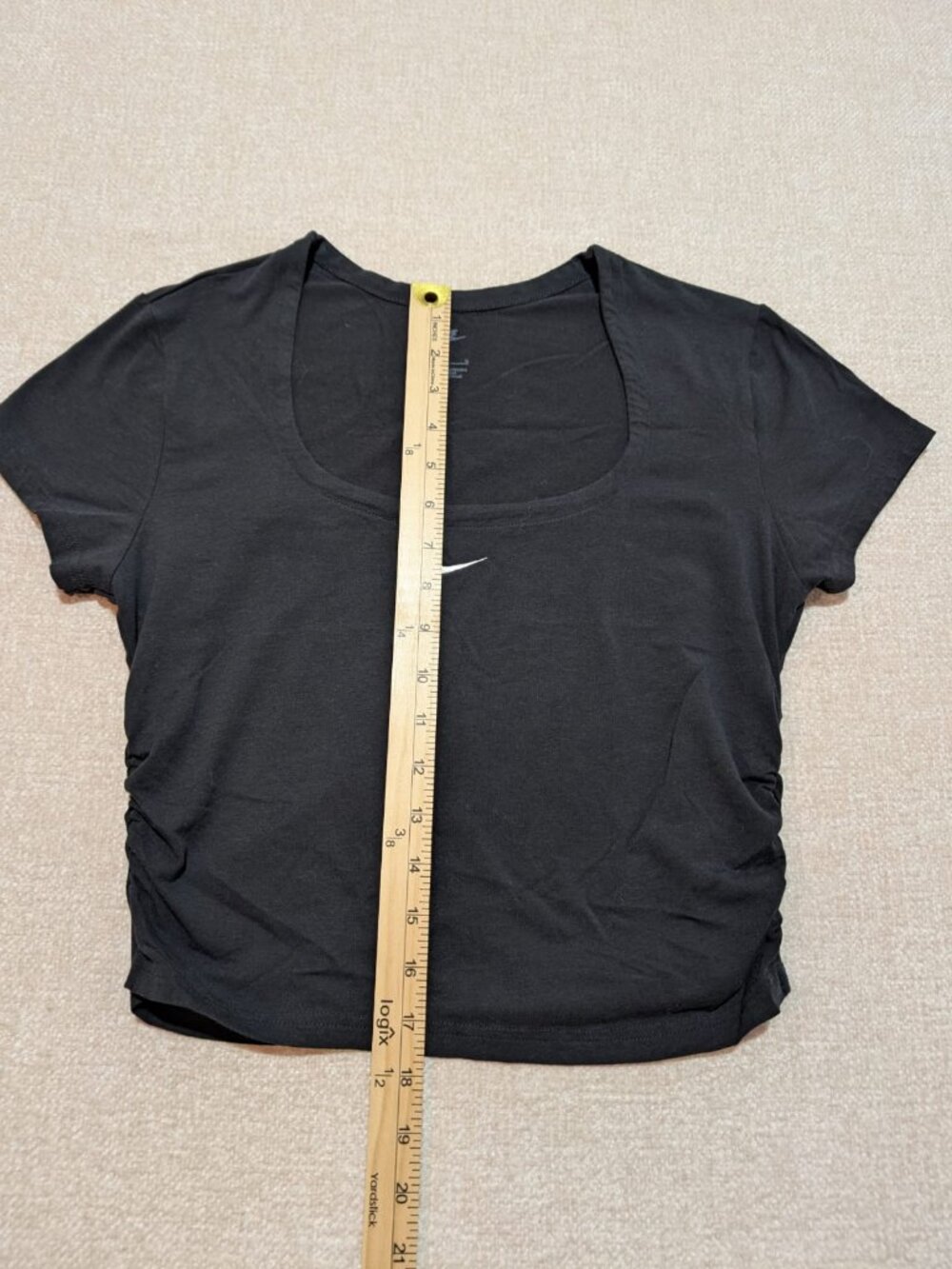 Nike Women’s Black Ruched Side Scoop Neck Top Size L - Picture 6 of 7